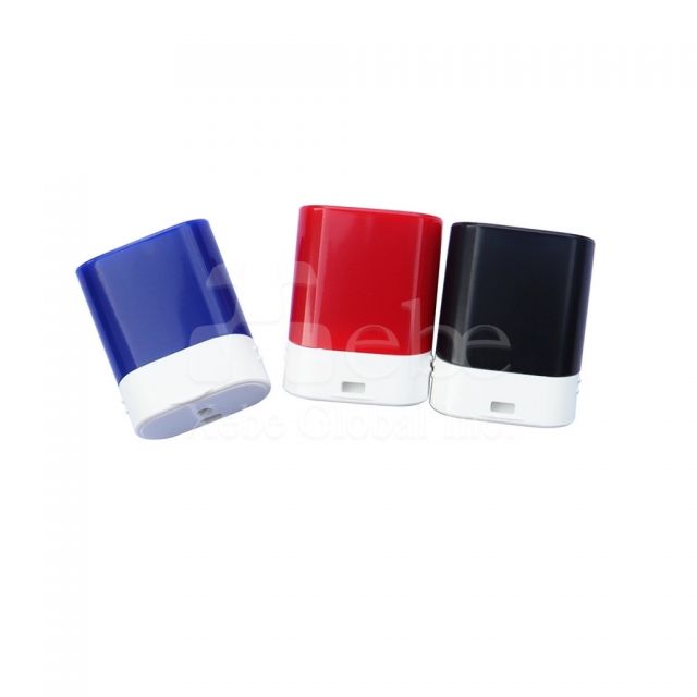 黑白迷你隨身碟